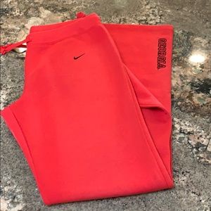 Nike sweatpants size medium